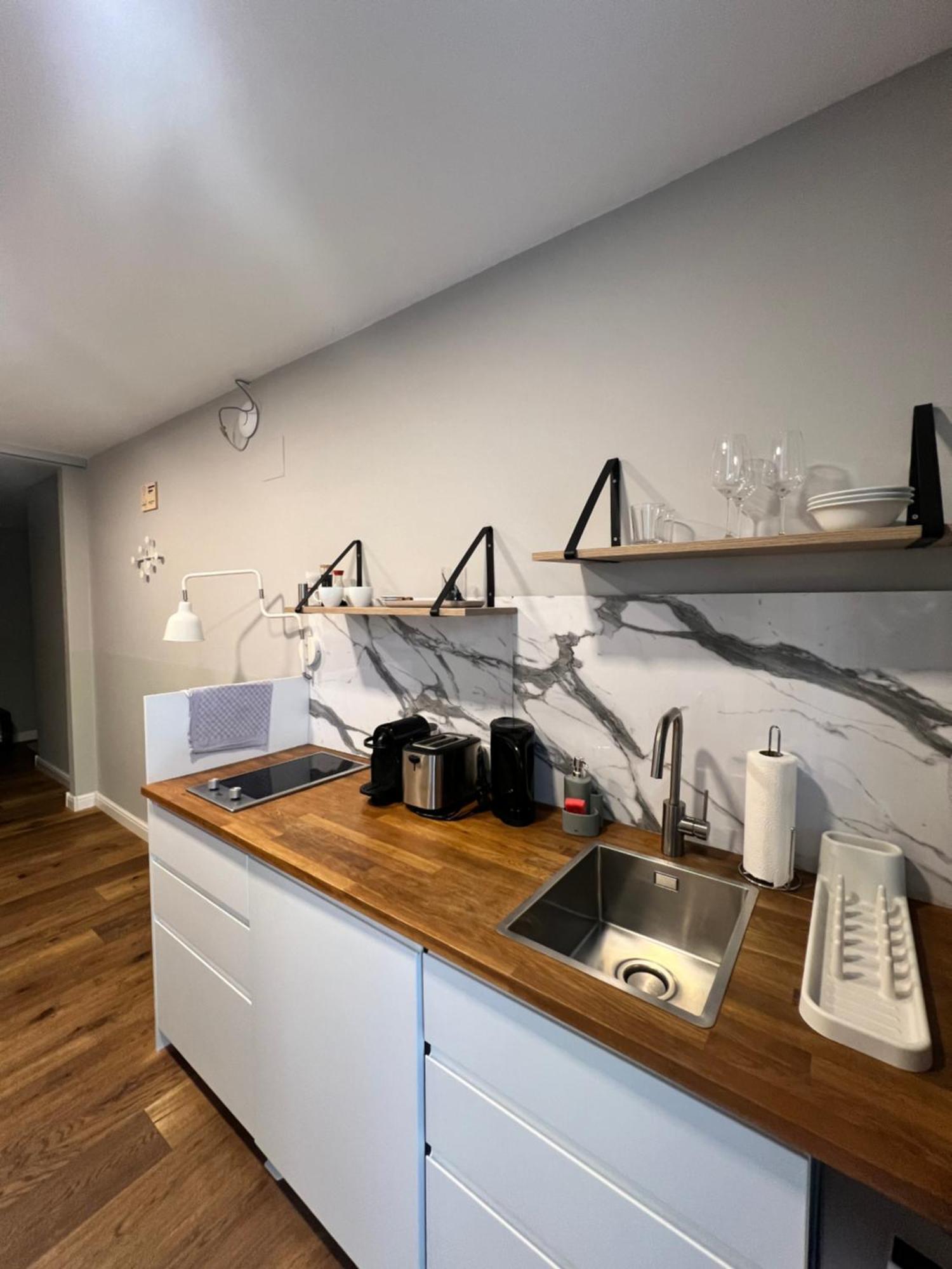 Dowa Apartments Вена Экстерьер фото